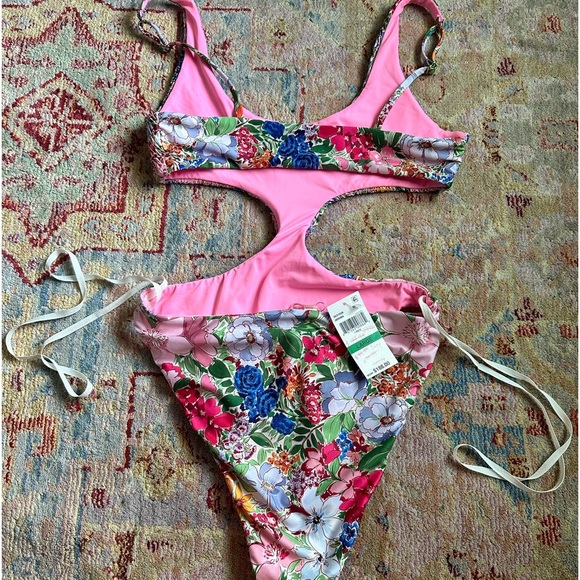 NWT SUMMERFUL Brighton Monokini Cutout One piece Swimsuit - Picture 4 of 5